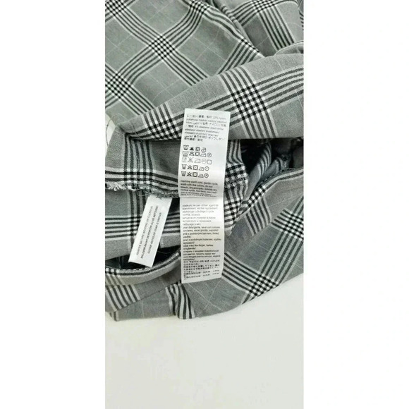 Calvin Klein Size XS Gray Paid Stretch Pull Up Zip Pocket 28 Inch Inseam Pants - Picture 9 of 12